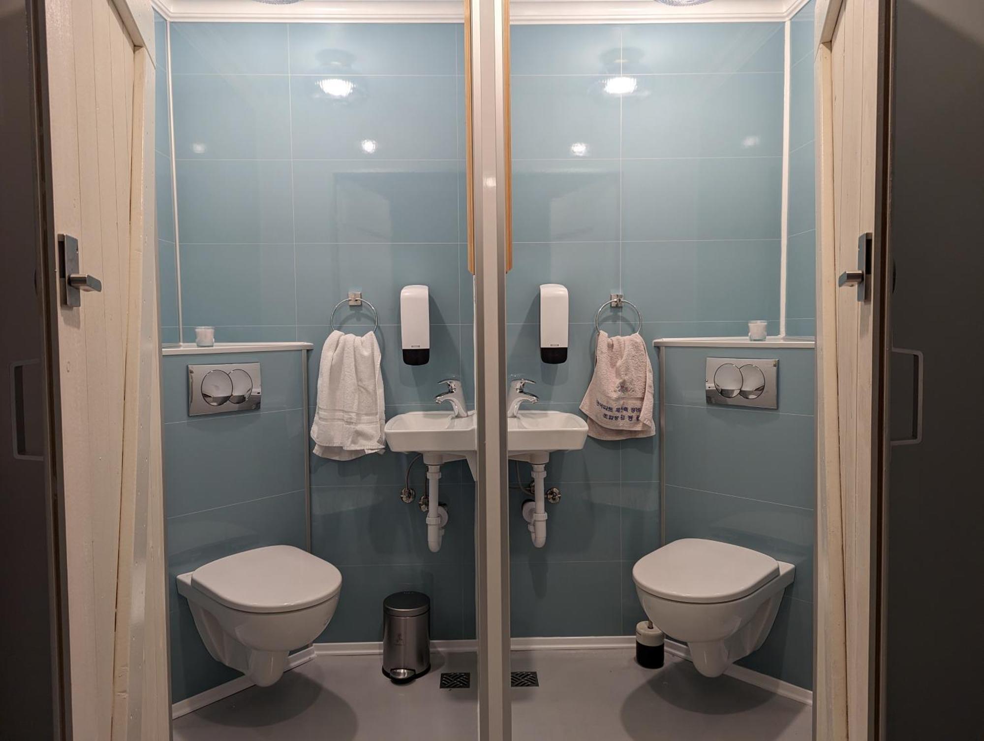 Vik Hostel Екстер'єр фото