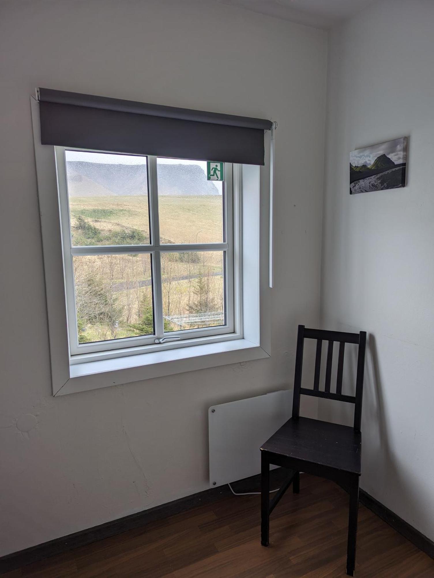 Vik Hostel Екстер'єр фото