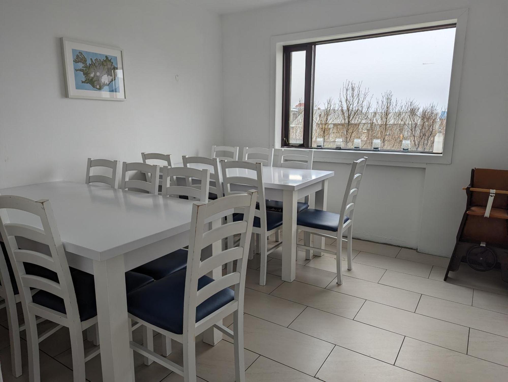 Vik Hostel Екстер'єр фото