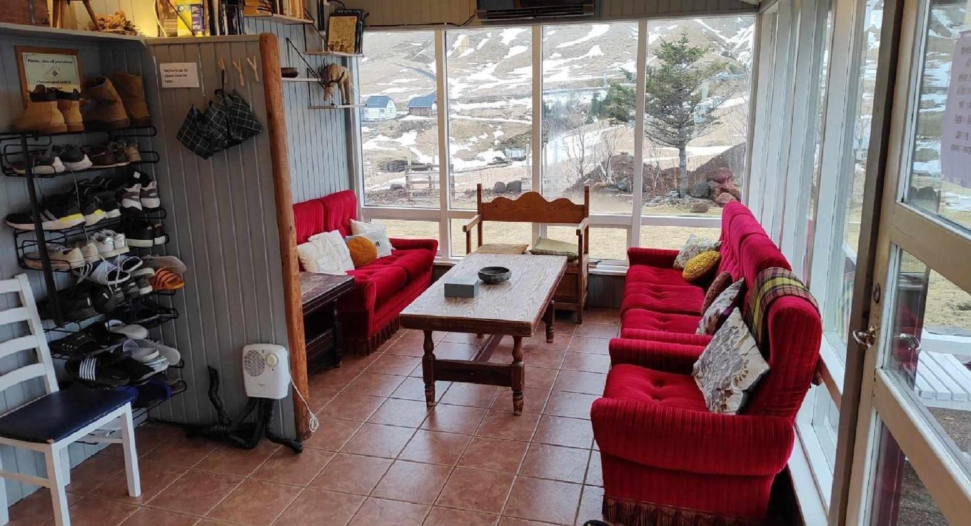 Vik Hostel Екстер'єр фото